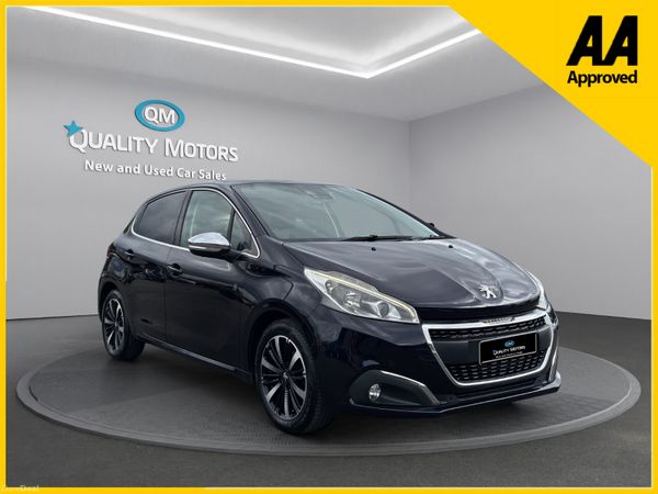 Peugeot 208 Hatchback, Petrol, 2018, Blue
