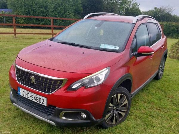 Peugeot 2008 Hatchback, Petrol, 2017, Red