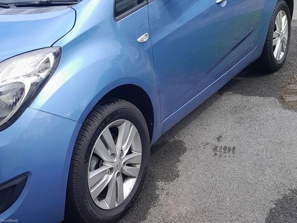 Hyundai ix20 MPV, Petrol, 2012, Blue