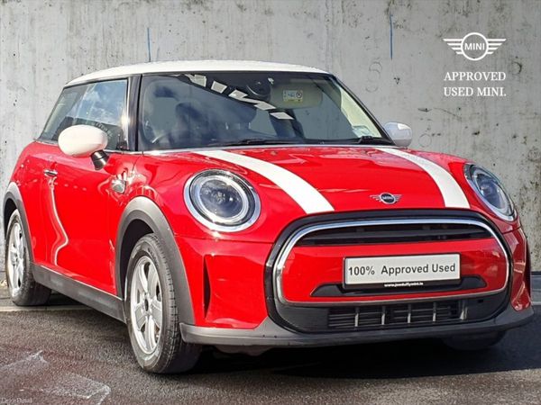 Mini Cooper Hatchback, Petrol, 2023, Red