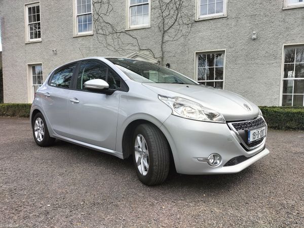 Peugeot 208 Hatchback, Petrol, 2015, Grey