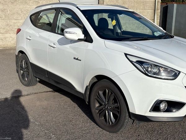 Hyundai ix35 SUV, Diesel, 2015, White