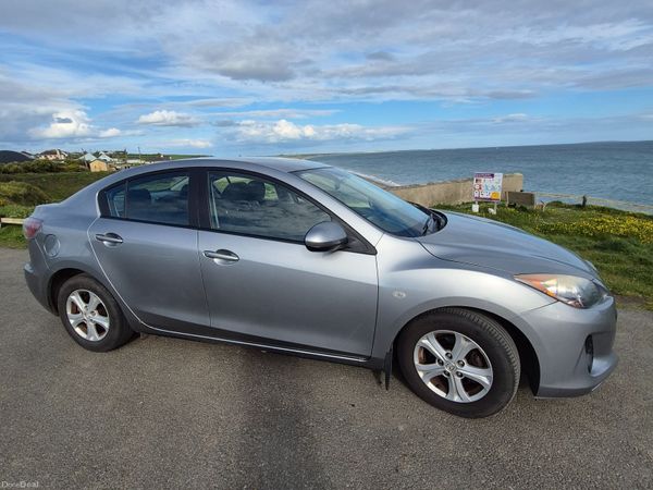 Mazda Mazda3 Saloon, Diesel, 2012, Grey