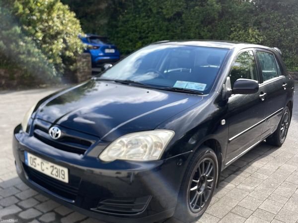 Toyota Corolla Hatchback, Petrol, 2005, Black
