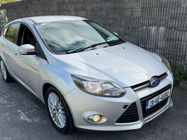 Ford Focus Hatchback, Petrol, 2013, Silver