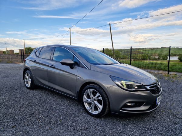 Opel Astra Hatchback, Diesel, 2018, Brown