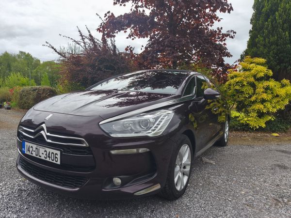 DS Automobiles DS 5 Hatchback, Diesel, 2014, Purple