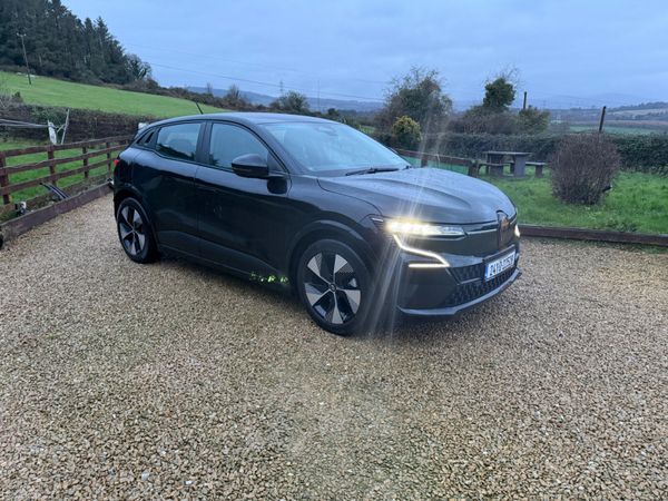 Renault Megane Hatchback, Electric, 2024, Black