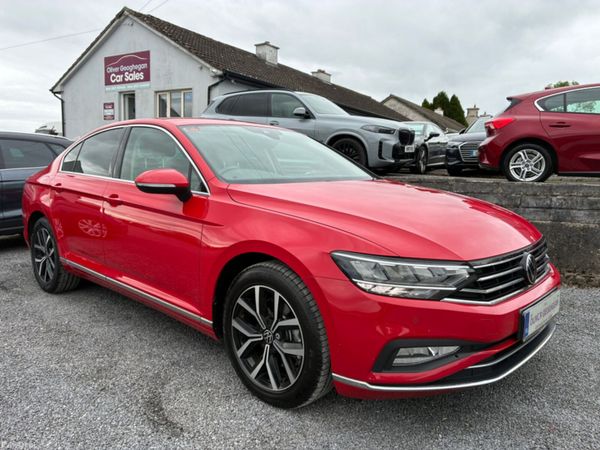 Volkswagen Passat Saloon, Diesel, 2022, Red