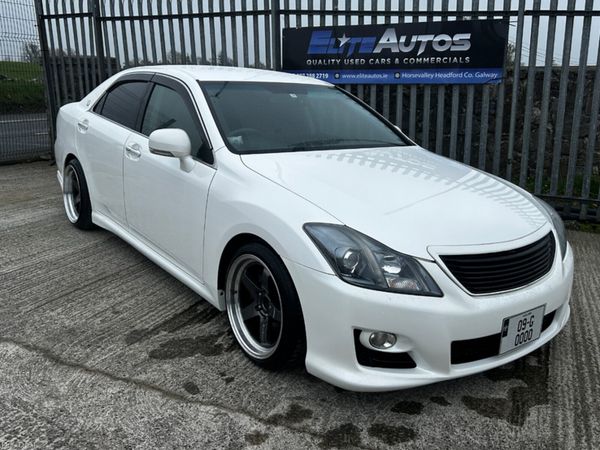 Toyota Crown Saloon, Petrol, 2009, White