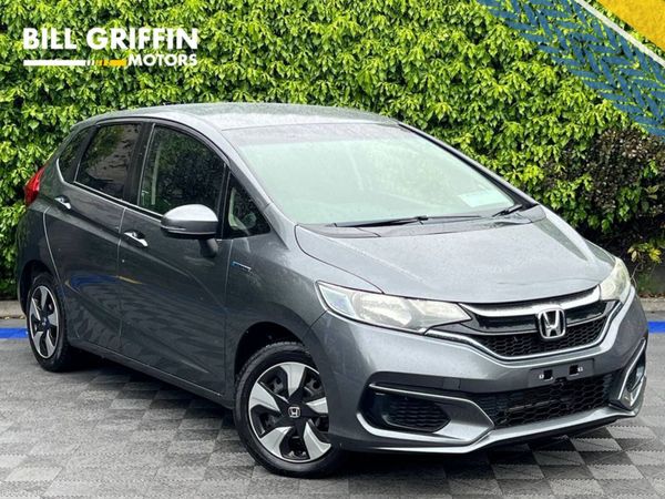 Honda Fit Hatchback, Petrol Hybrid, 2019, Grey