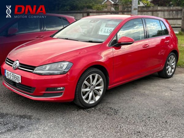Volkswagen Golf Hatchback, Petrol, 2015, Red