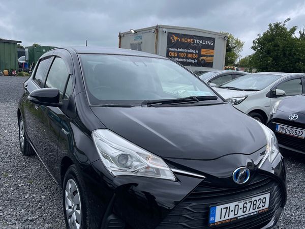 Toyota Vitz Hatchback, Petrol Hybrid, 2017, Black