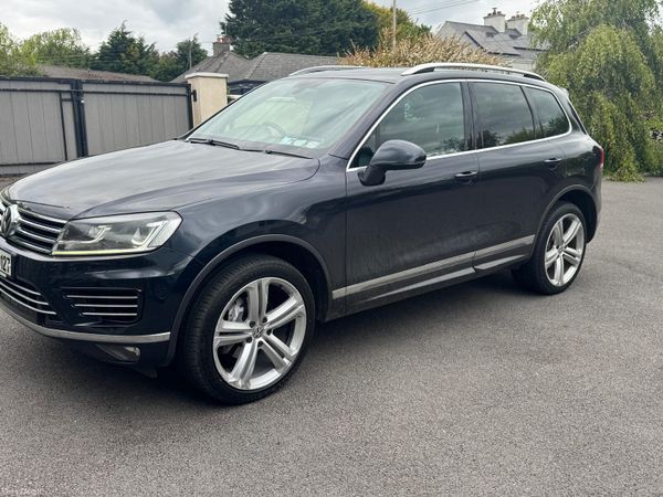 Volkswagen Touareg SUV, Diesel, 2017, Blue