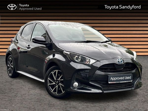 Toyota Yaris Hatchback, Petrol Hybrid, 2022, Black