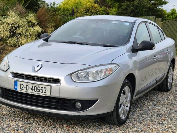 Renault Fluence Saloon, Diesel, 2012, Silver