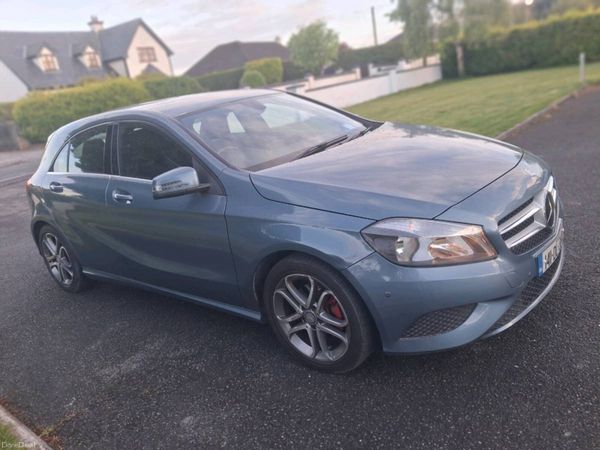 Mercedes-Benz A-Class Hatchback, Diesel, 2014, Blue