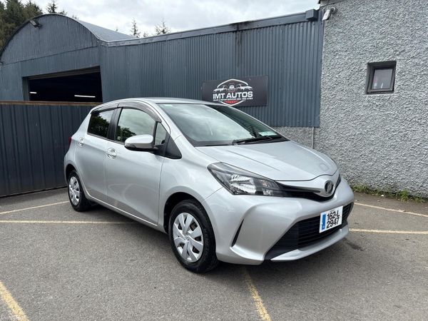 Toyota Vitz Hatchback, Petrol, 2016, Silver