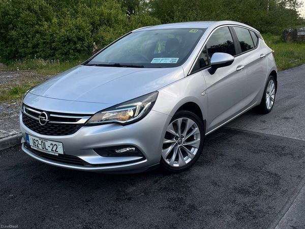 Opel Astra Hatchback, Diesel, 2016, Silver
