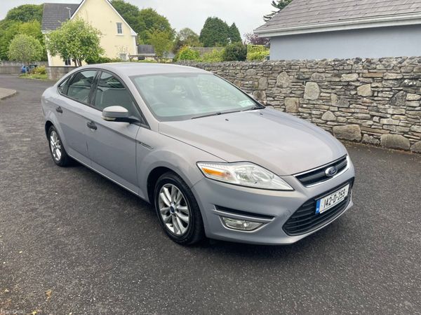 Ford Mondeo Hatchback, Diesel, 2014, Grey