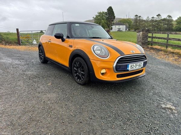 Mini Cooper Hatchback, Diesel, 2015, Orange