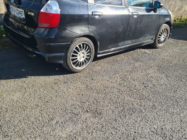 Honda Fit Hatchback, Petrol, 2006, Black