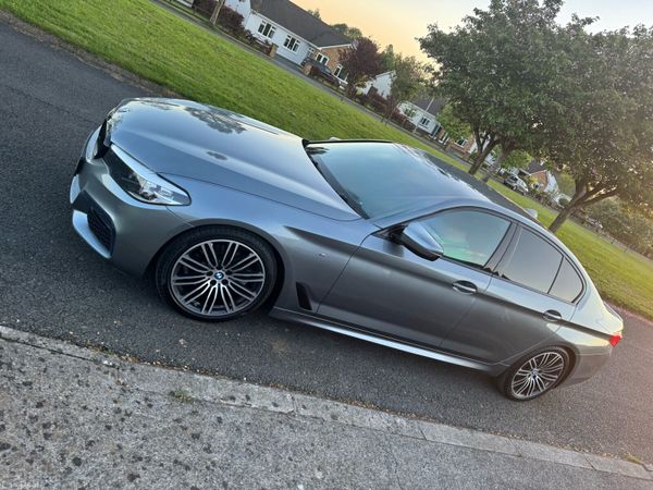BMW 5-Series Saloon, Diesel, 2019, Blue