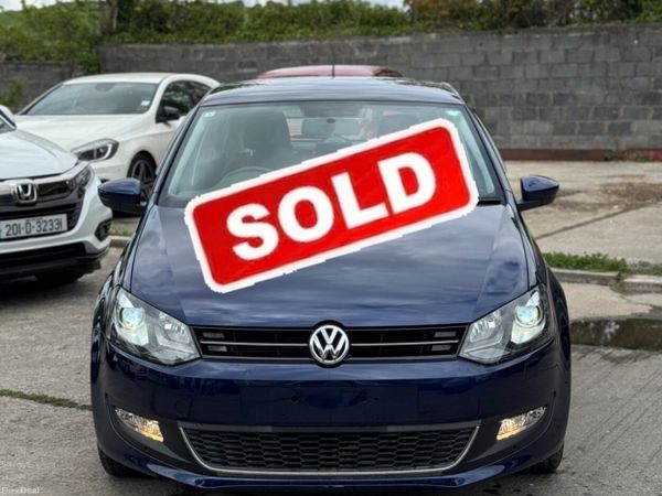 Volkswagen Polo Hatchback, Petrol, 2013, Blue