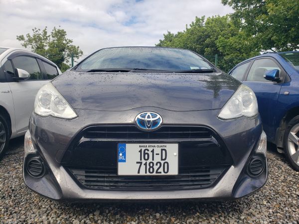 Toyota Aqua Hatchback, Petrol Hybrid, 2016, Grey