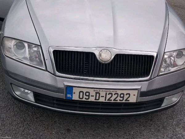 Skoda Octavia Hatchback, Petrol, 2009, Silver