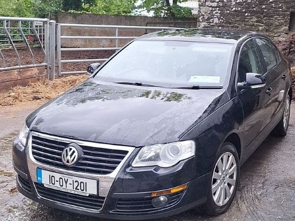 Volkswagen Passat Saloon, Diesel, 2010, Black
