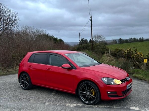 Volkswagen Golf Hatchback, Diesel, 2015, Red