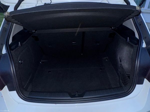 BMW 1-Series Hatchback, Diesel, 2016, White