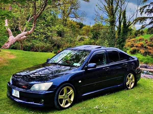 Toyota Other Saloon, Petrol, 2000, Blue