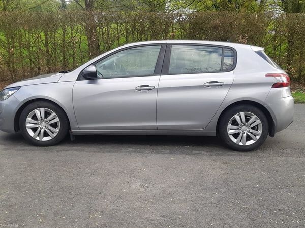 Kia Picanto Hatchback, Petrol, 2014, Silver
