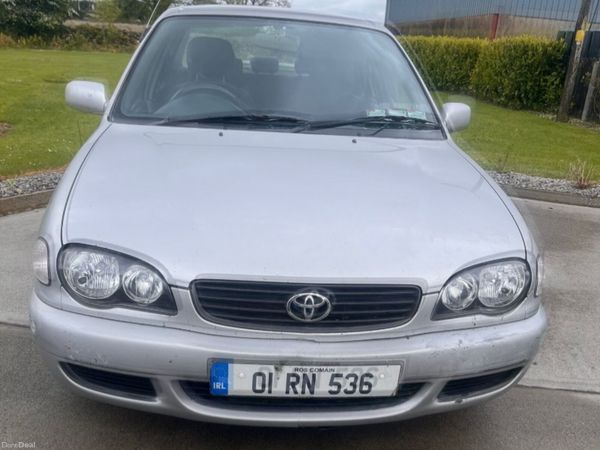 Toyota Corolla Saloon, Petrol, 2001, Silver