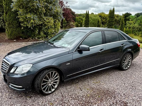 Mercedes-Benz E-Class Saloon, Diesel, 2012, Grey