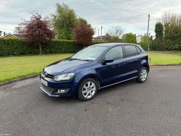 Volkswagen Polo Hatchback, Petrol, 2013, Blue
