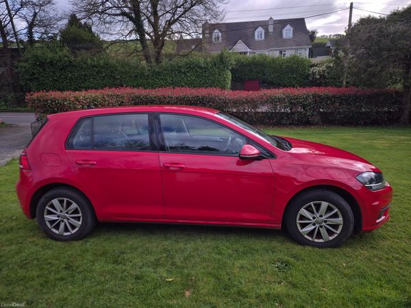 Volkswagen Golf Estate, Diesel, 2018, Red