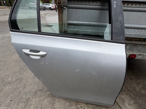 Volkswagen Golf Hatchback, Diesel, 2013, Silver