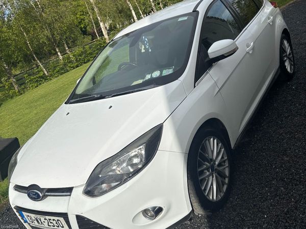 Ford Focus Hatchback, Diesel, 2013, White