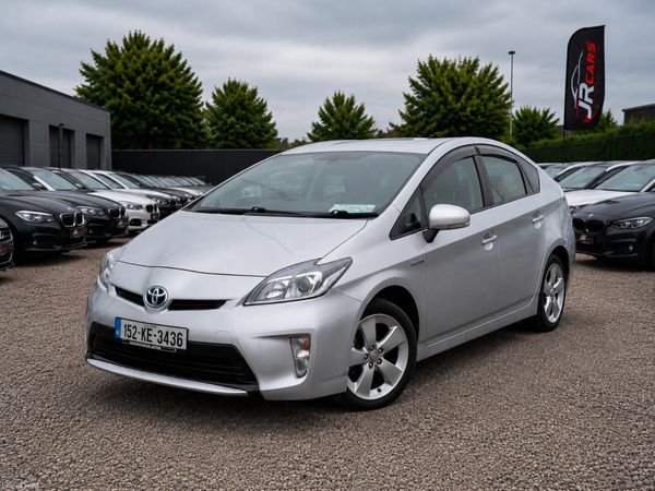 Toyota Prius Hatchback, Petrol Hybrid, 2015, Silver