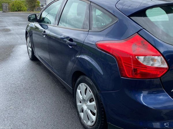 Ford Focus Hatchback, Diesel, 2011, Blue