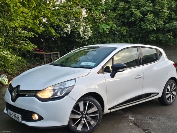 Renault Clio Hatchback, Diesel, 2014, White