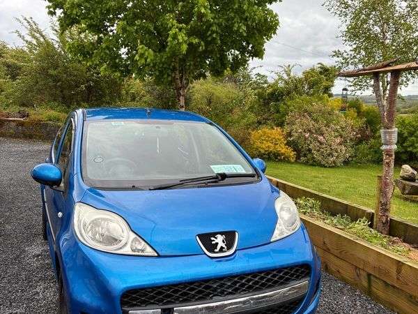 Peugeot 107 Hatchback, Petrol, 2009, Blue