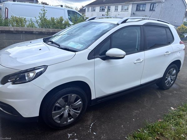 Peugeot 2008 Estate, Petrol, 2019, White