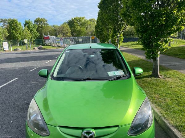 Mazda Demio MPV, Petrol, 2009, Green