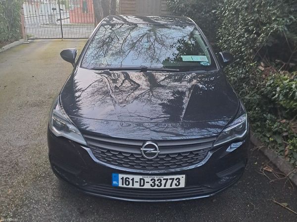 Opel Astra Hatchback, Diesel, 2016, Black