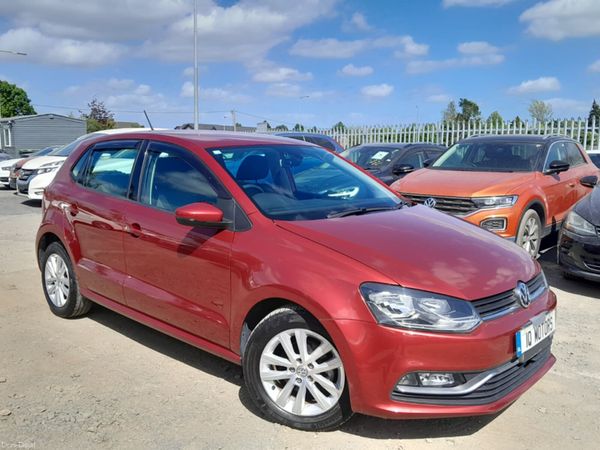 Volkswagen Polo Hatchback, Petrol, 2016, Red
