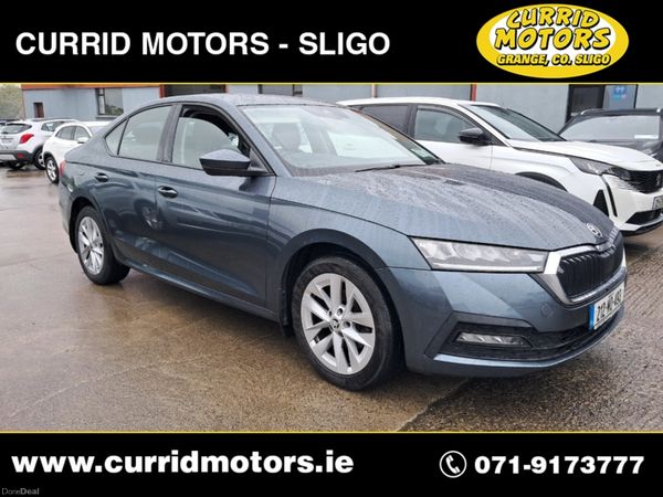 Skoda Octavia Saloon, Diesel, 2021, Grey